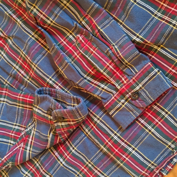 Women's L. L. Bean long sleeve flannel - Picture 12 of 12
